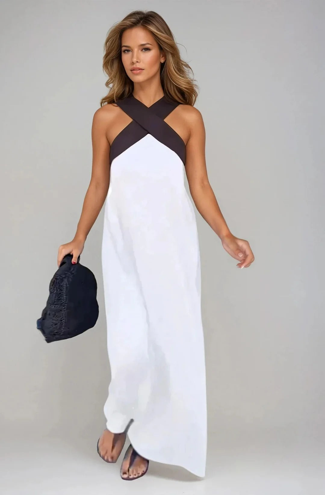 Lila – Elegant Halter Maxi Dress