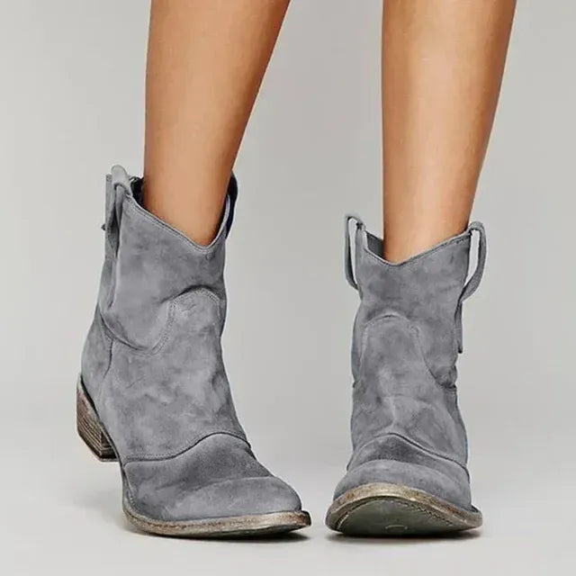 Palina – Vintage Western Ankle Boots