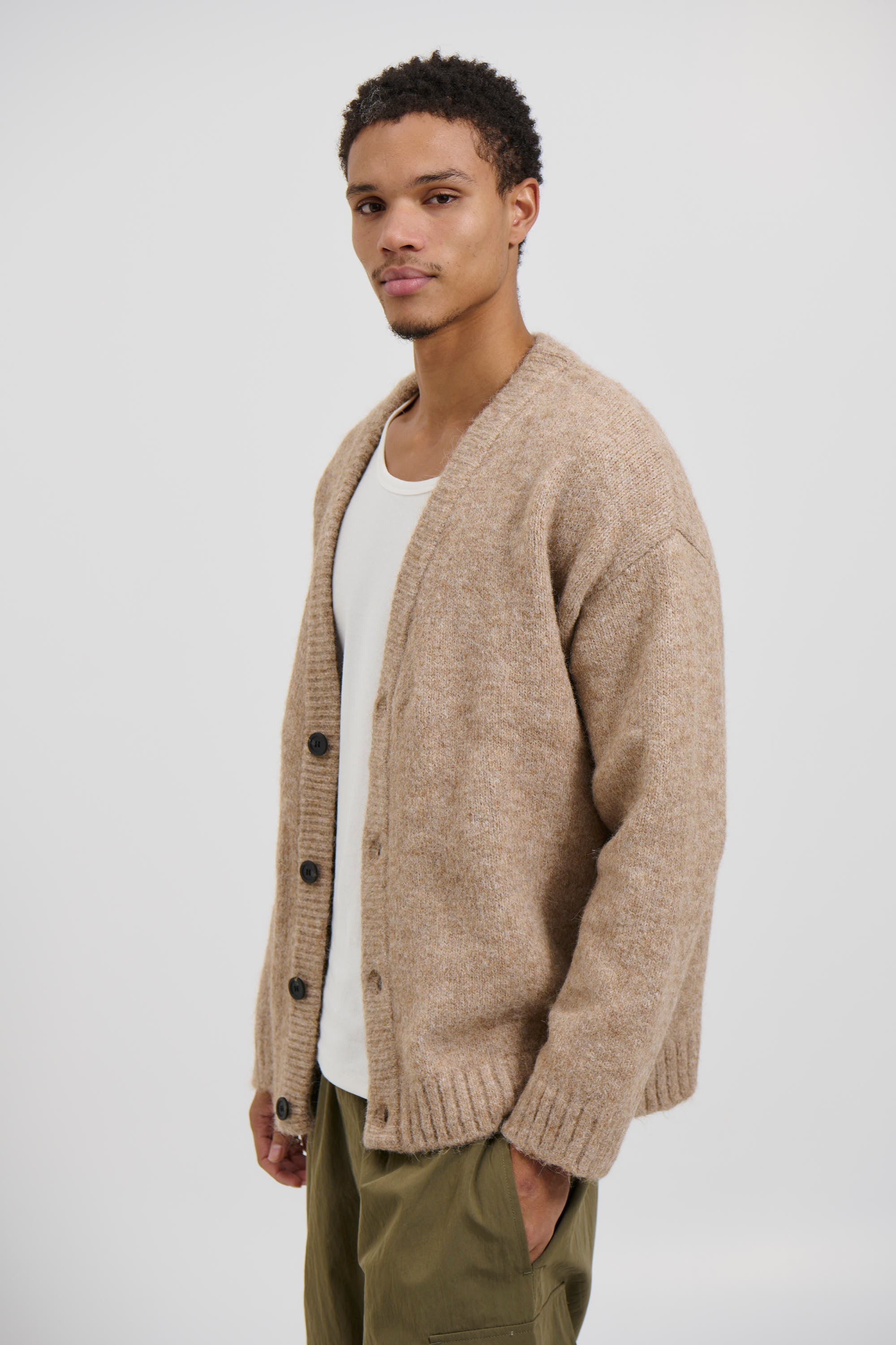 Jerry – Knitted Oversize Cardigan