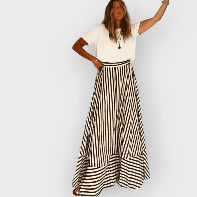 Vanessa – Elegant Ruched Maxi Dress