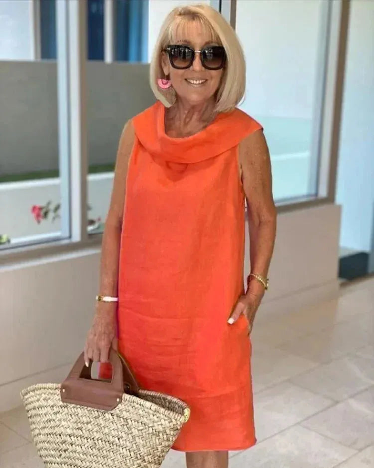 Yshlee – Sleeveless Round-Neck Sheath Dress