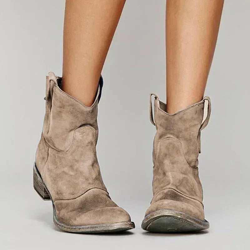 Palina – Vintage Western Ankle Boots