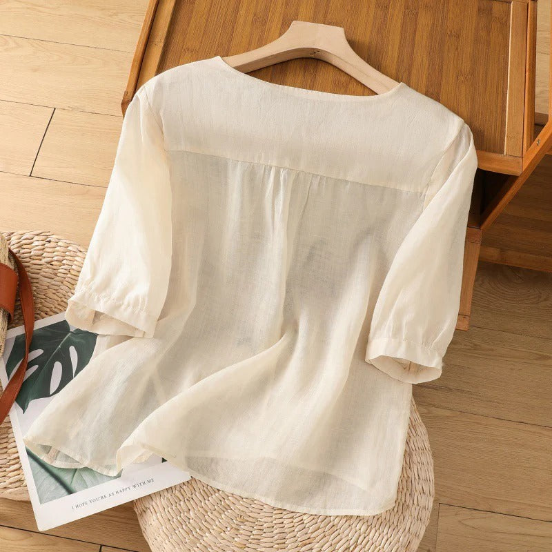 Hannah – Embroidered Relaxed Blouse